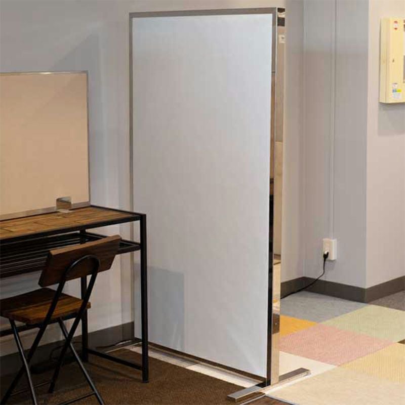 000000000827-01.jpg?size=m&w=